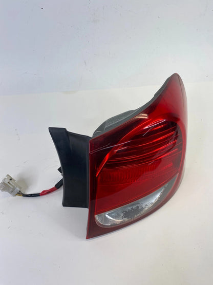 2007-2011 LEXUS GS350 REAR RIGHT PASSENGER SIDE OUTER TAILLIGHT TAIL LAMP OEM