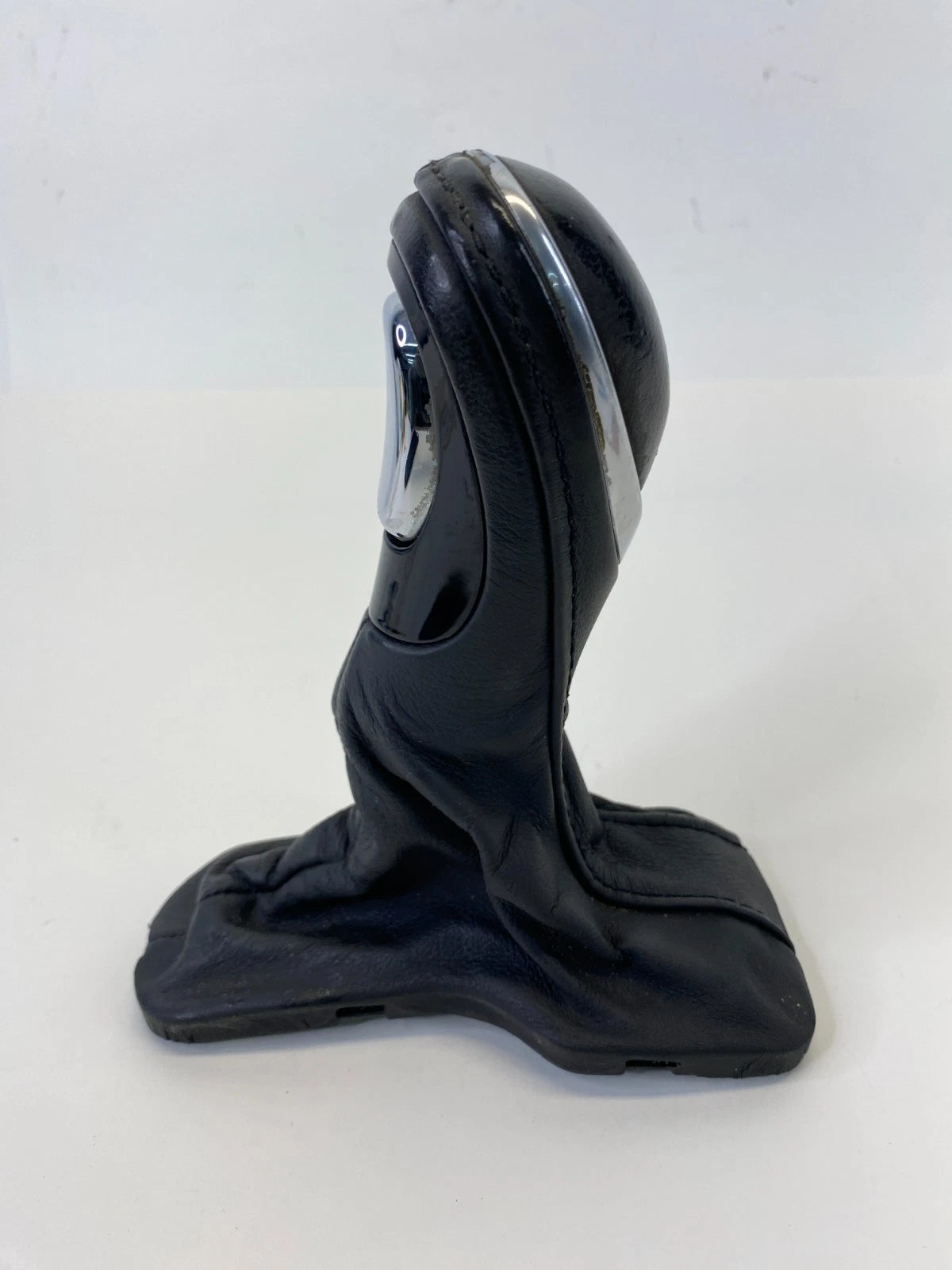 2014-2019 CADILLAC ATS A/T SHIFT SHIFTER KNOB & BOOT BEZEL OEM