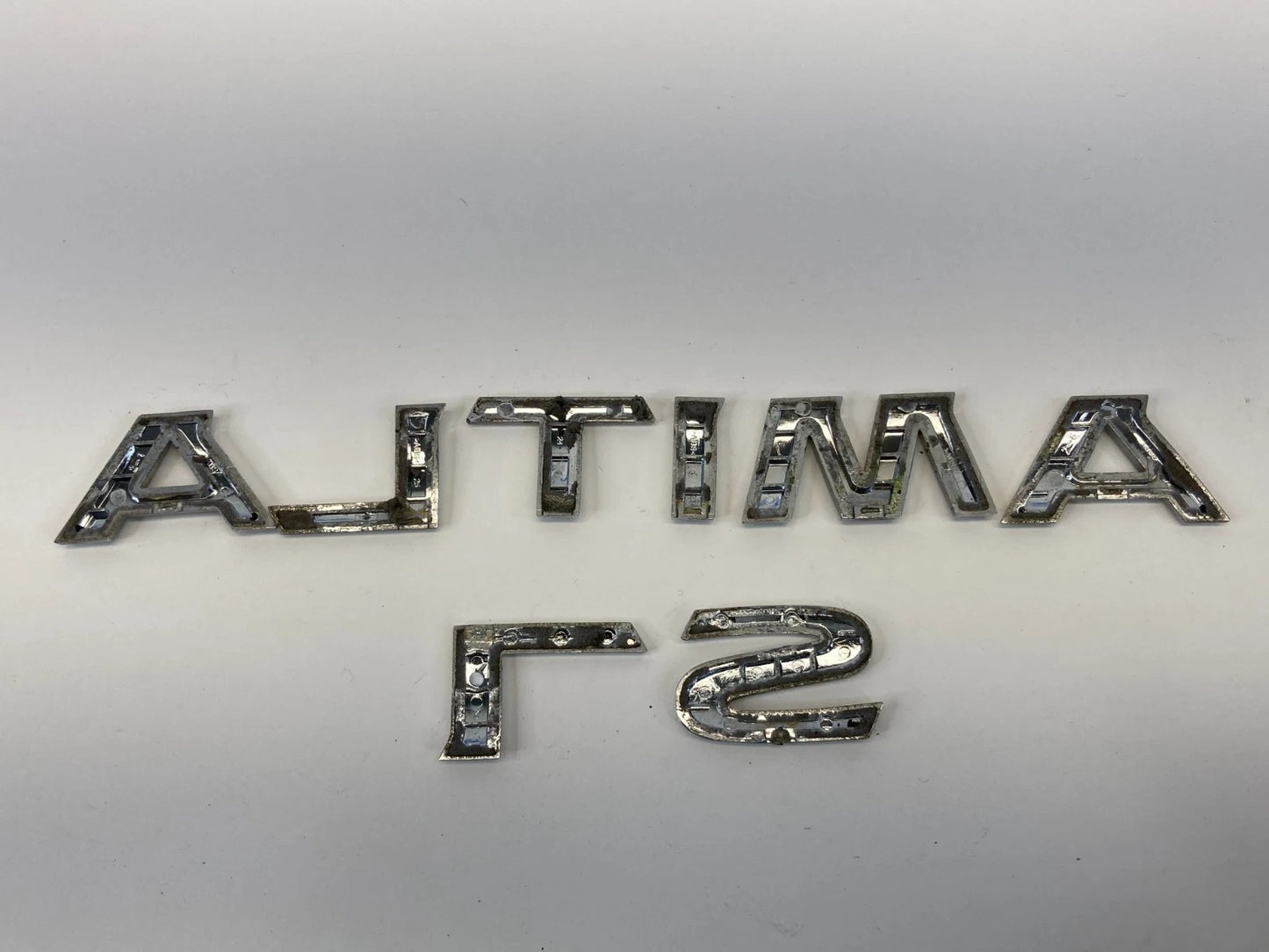 2013-2018 NISSAN ALTIMA SL SEDAN REAR DECK LID NAMEPLATE EMBLEM BADGE LOGO