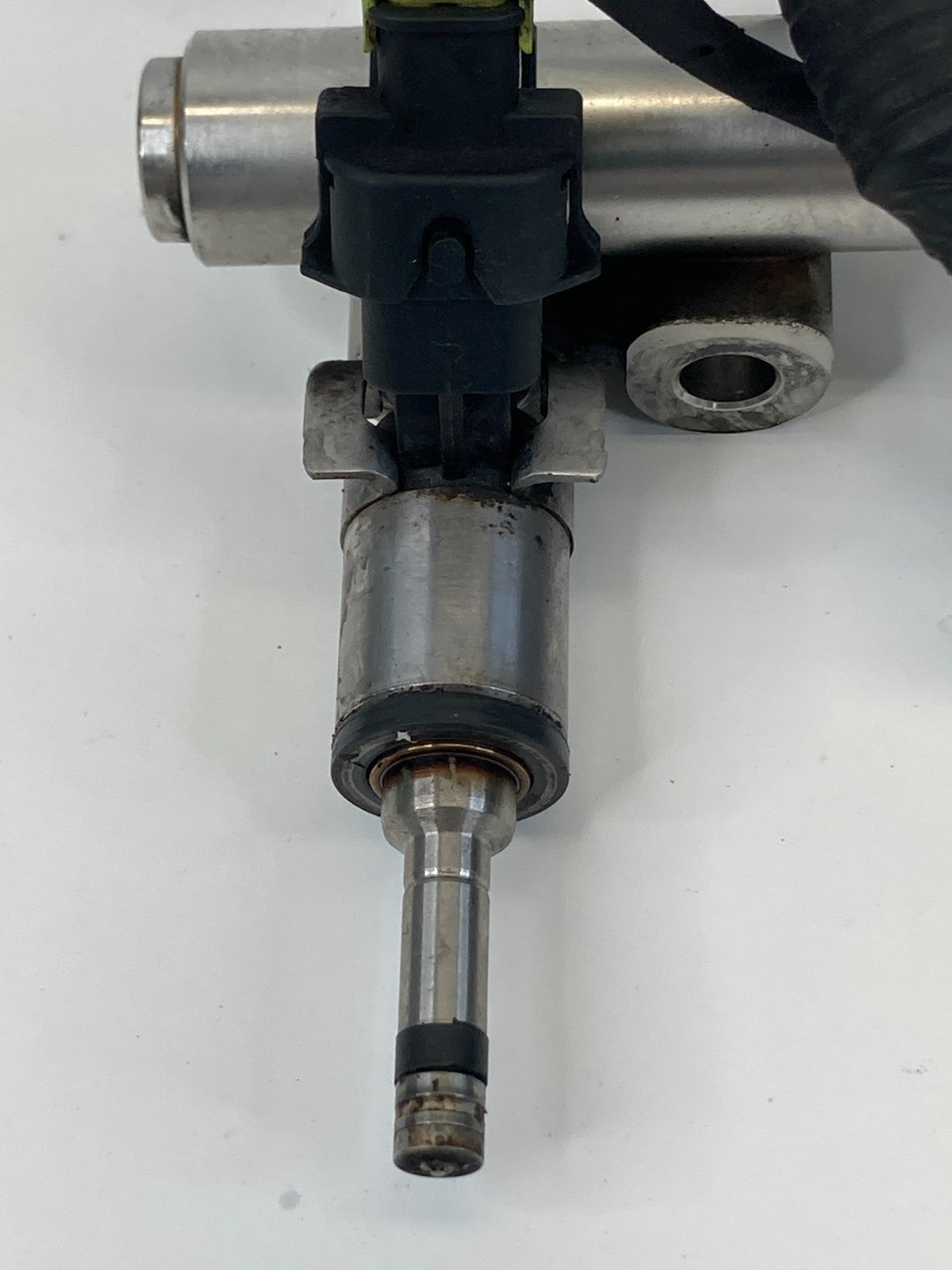 2012-2016 Kia Soul 12-17 Rio 1.6L L4 Fuel Injector Set W/ Rail 35350-2B110 OEM