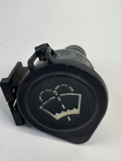 2001-2006 BMW 330I WIPER WINDSHIELD FLUID TANK CAP RESERVOIR COVER 61667075099