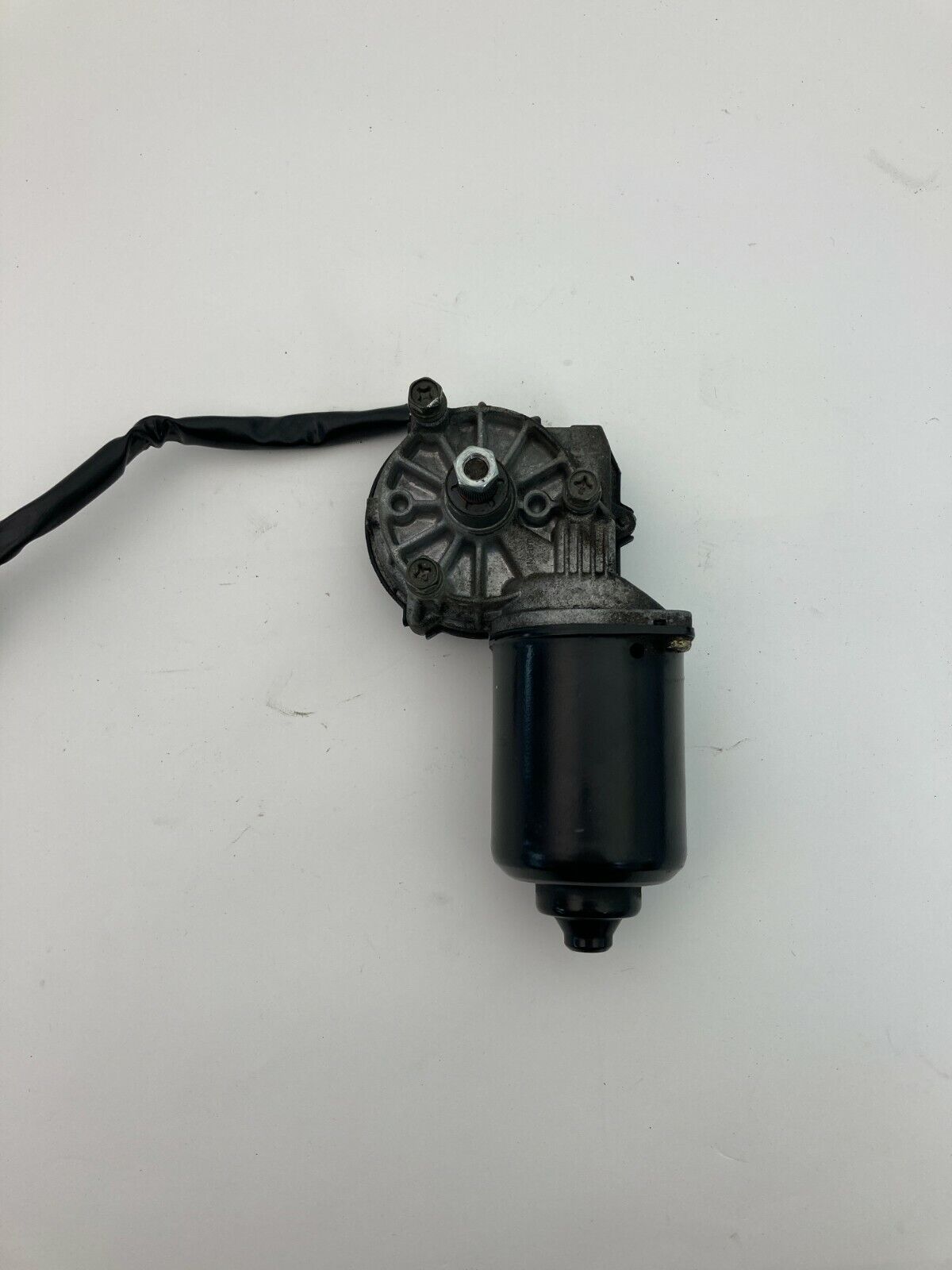 1998 1999 2000 2001 2002 2003 2004 2005 Lexus GS300 Front Windshield Wiper Motor