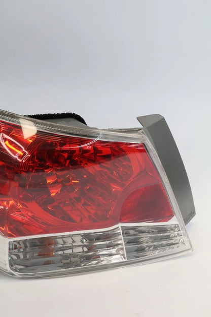 2008-2012 HONDA ACCORD SEDAN LEFT DRIVER SIDE TAILLIGHT TAIL LAMP ASSEMBLY OEM