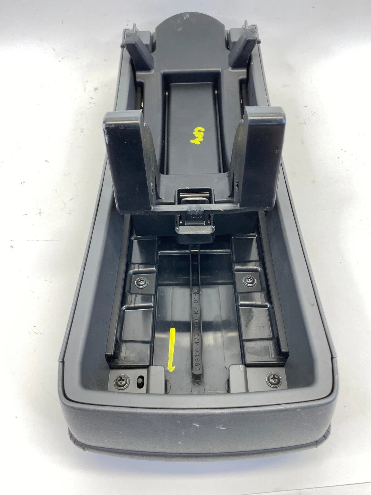 2010-2011 TOYOTA PRIUS CENTER CONSOLE ARMREST LID TOP COVER GRAY OEM 58917-47010