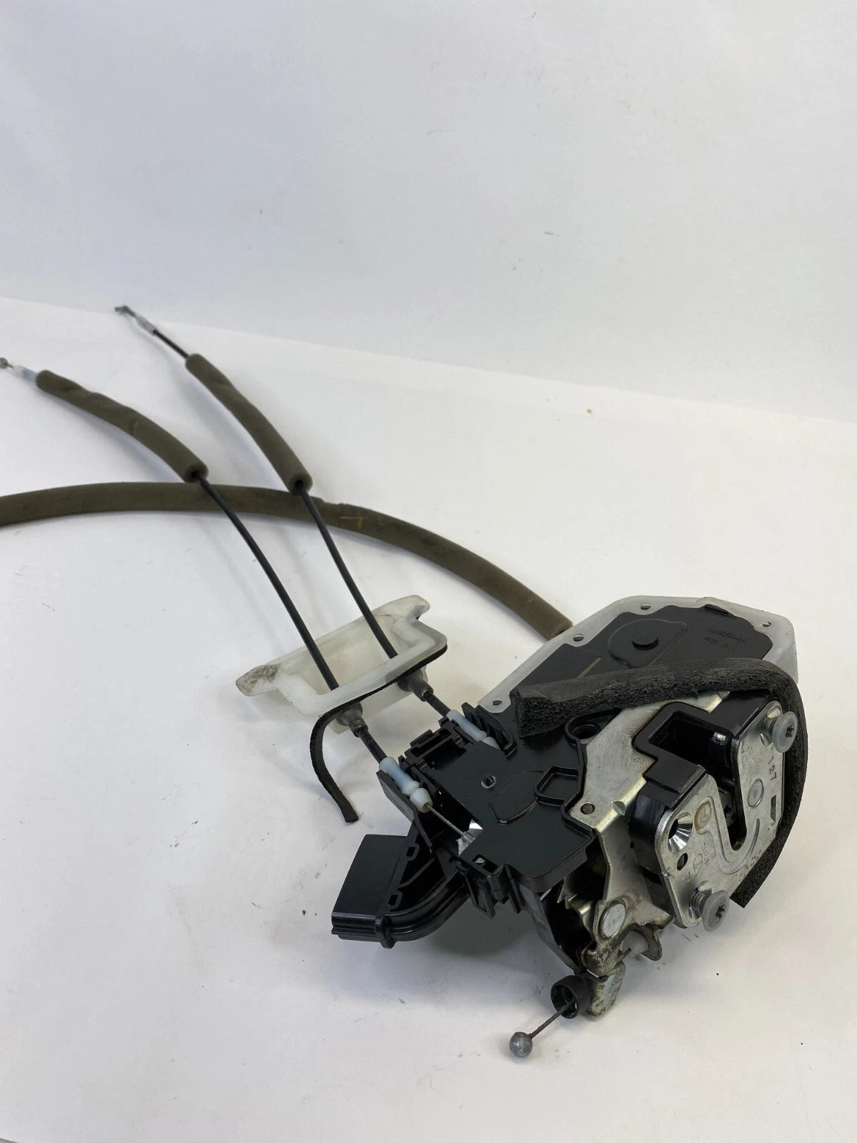 07-12 NISSAN ALTIMA SEDAN FRONT RIGHT SIDE DOOR LOCK LATCH ACTUATOR G13-12530