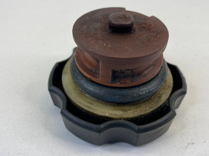 2006 2007 2008 2009 PONTIAC TORRENT 3.4L ENGINE OIL FILLER CAP LID OEM