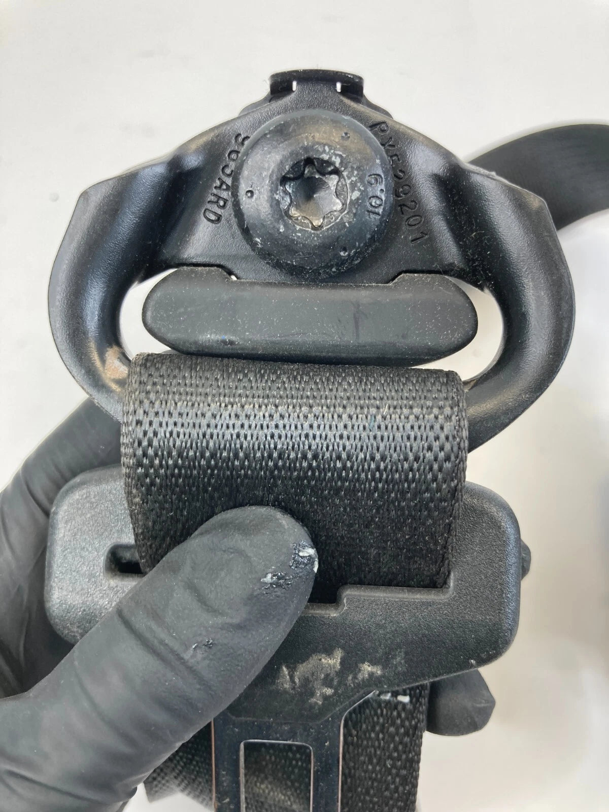 11-16 CHEVROLET CRUZE FRONT RIGHT PASSENGER SEAT BELT RETRACTOR 616263500D