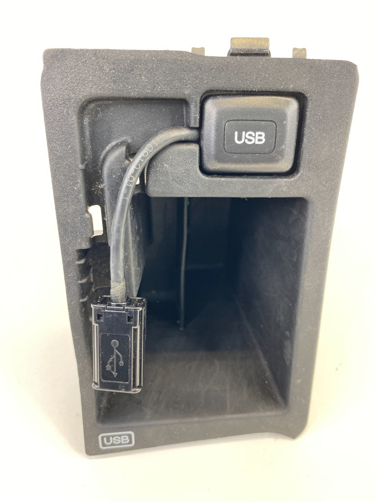 2011 2012 2013 Honda Odyssey Front Glove Box Pocket USB Port 77501-TK8-A1 OEM