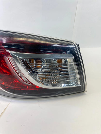 2010-2013 MAZDA 3 SEDAN LEFT DRIVER OUTER QUARTER PANEL TAIL LIGHT TAILLIGHT OEM