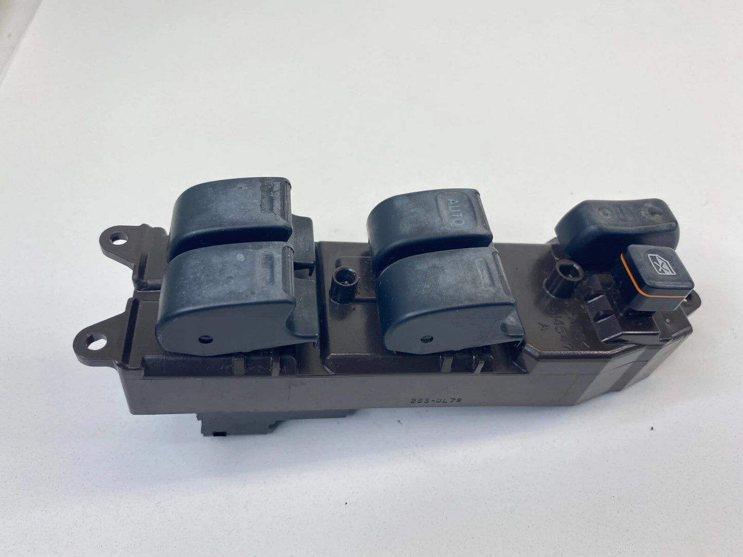 03-08 TOYOTA MATRIX LEFT DRIVER SIDE MASTER POWER WINDOW CONTROL SWITCH 514547