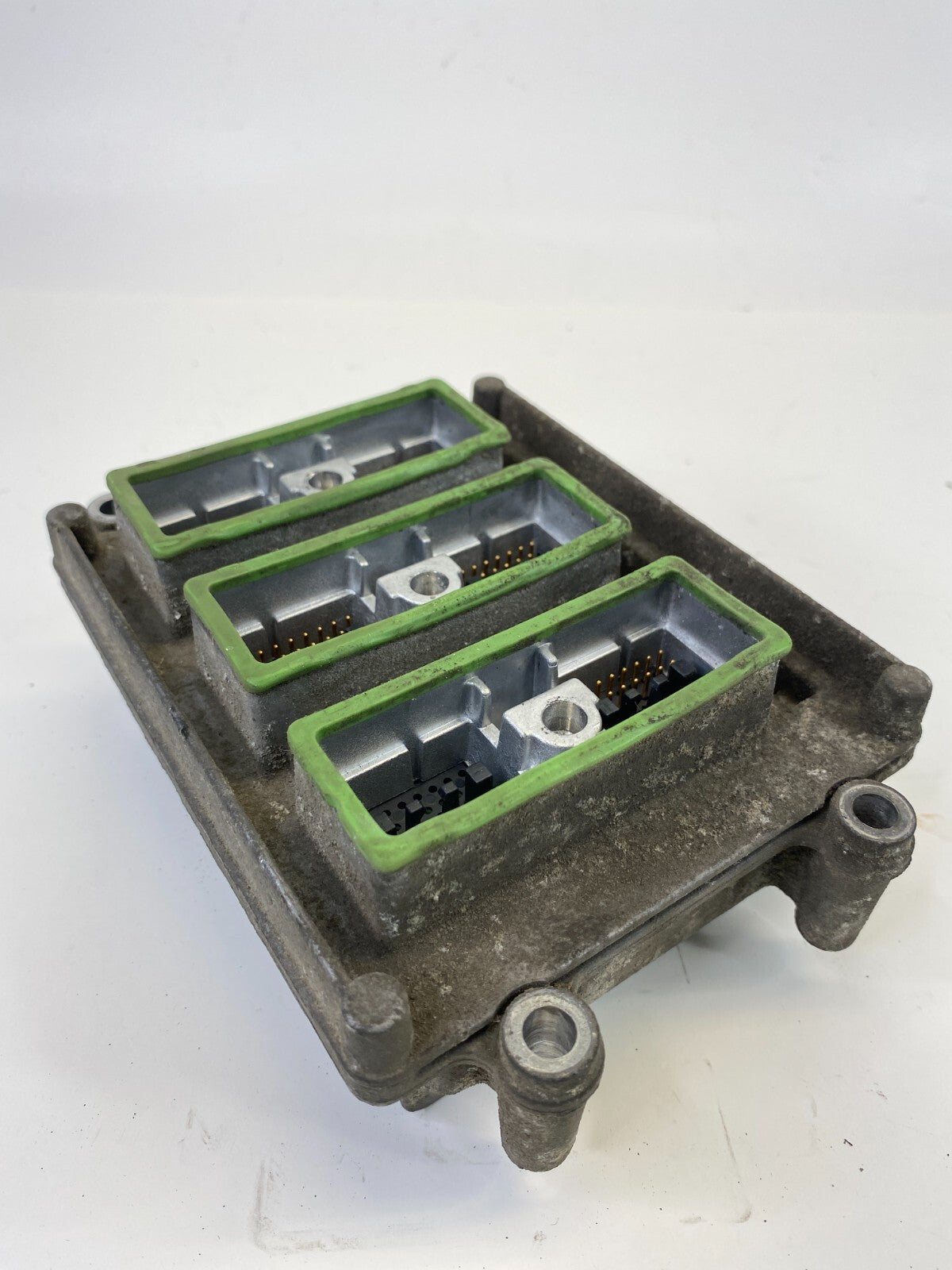 2003-2005 Chevy Trailblazer EXT 4.2L A/T Engine Computer Control Module 12573576