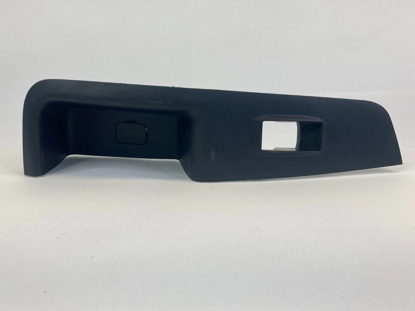 07-13 MITSUBISHI OUTLANDER REAR RIGHT DOOR WINDOW SWITCH COVER BEZEL SPC01640