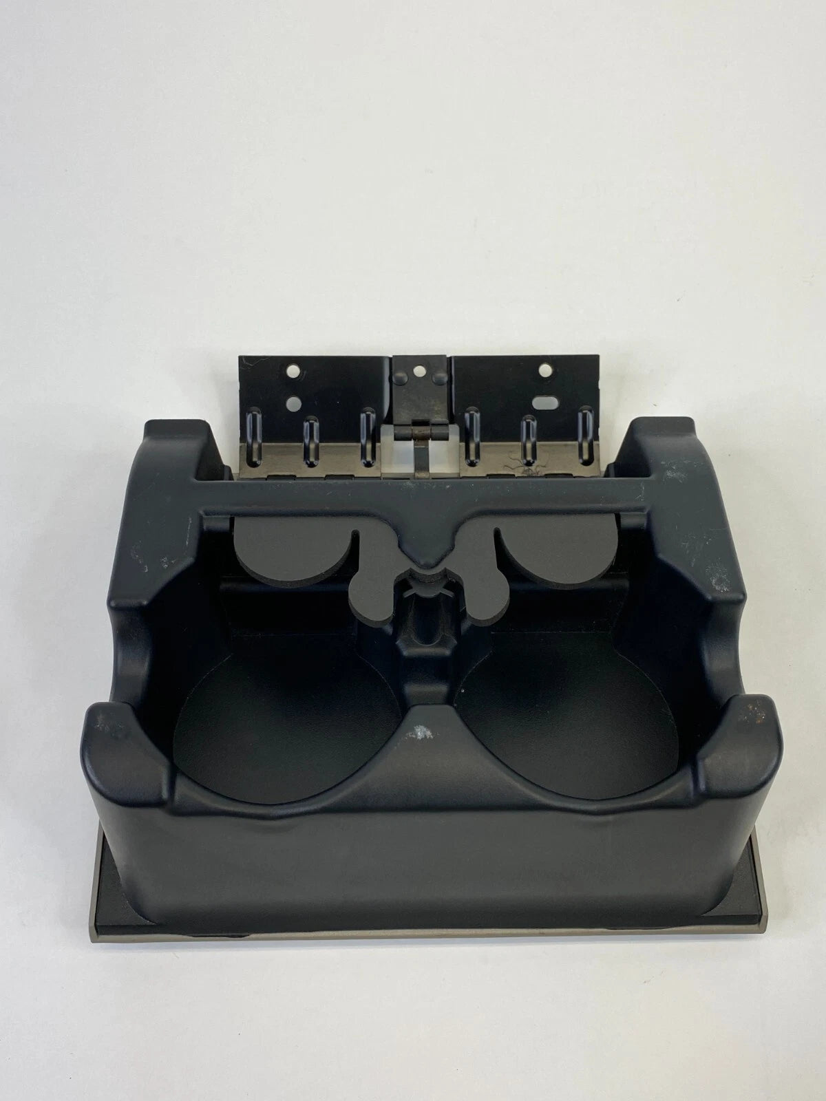 2003 2004 2005 2006 LINCOLN NAVIGATOR REAR CENTER CONSOLE CUP HOLDER CUPHOLDER