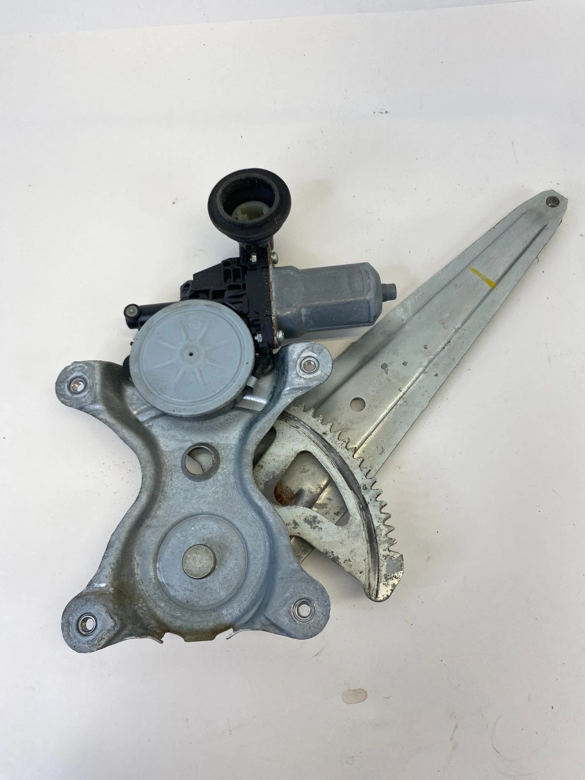 2007-2017 TOYOTA CAMRY REAR LEFT SIDE DOOR POWER WINDOW MOTOR 85710-AE010