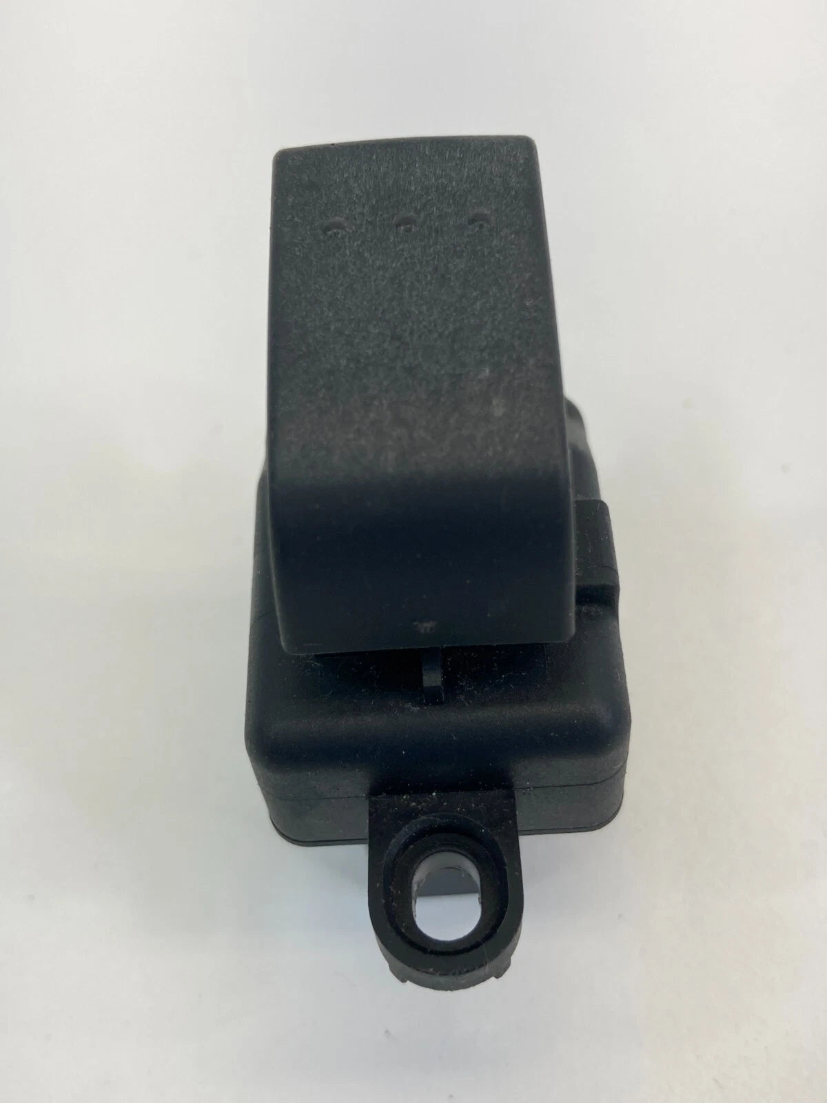 2004-2009 MAZDA 3 MAZDA3 REAR LEFT DOOR POWER WINDOW SWITCH BUTTON D39766370