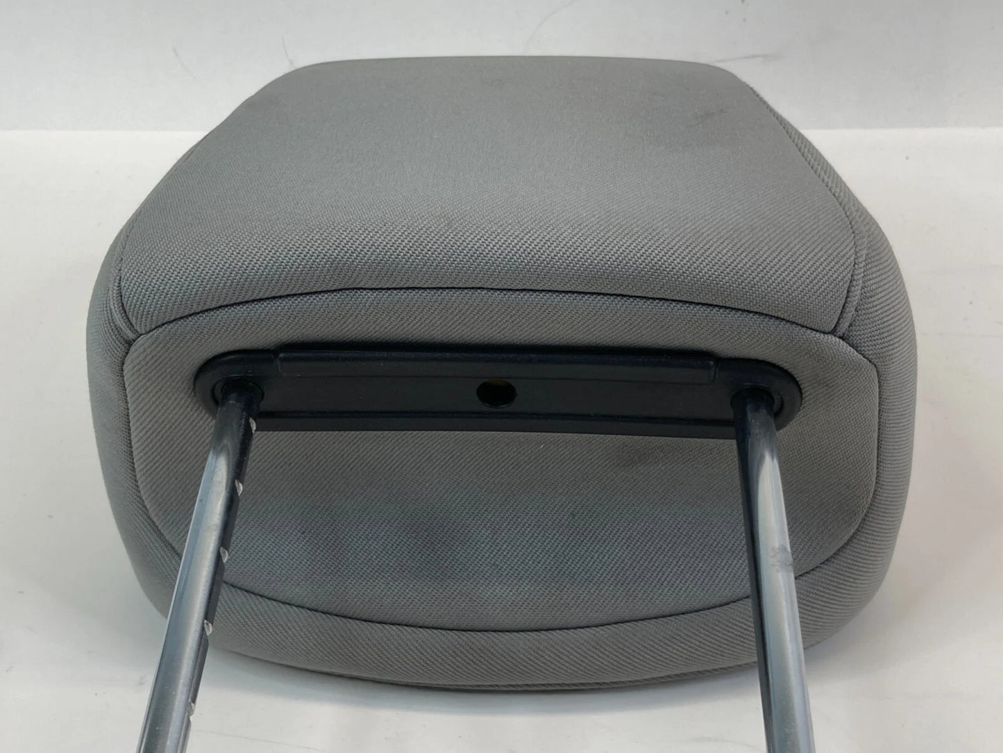 2015-2017 HYUNDAI ACCENT FRONT LEFT DRIVER SIDE SEAT HEADREST HEAD REST OEM