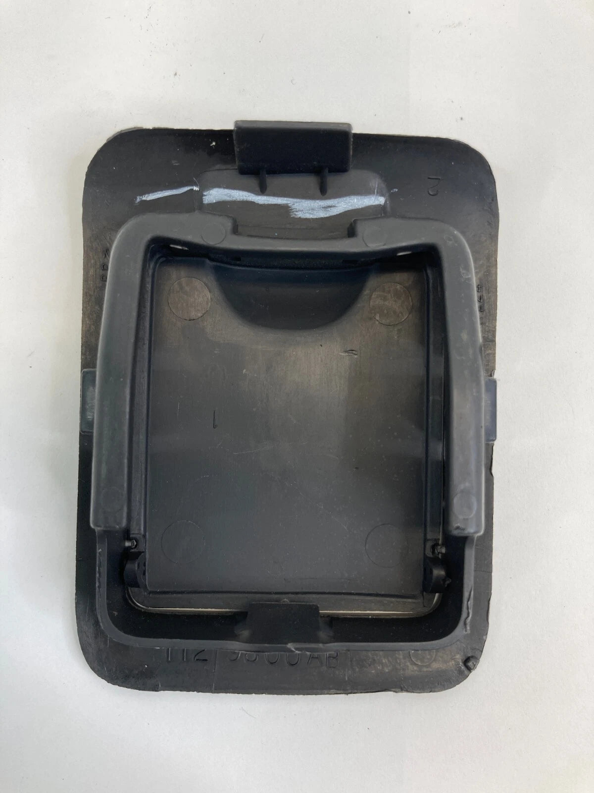 2006-2016 FORD FUSION REAR SEAT CHILD ANCHOR HOOK COVER CAP TRIM 6E53-54613E54AC