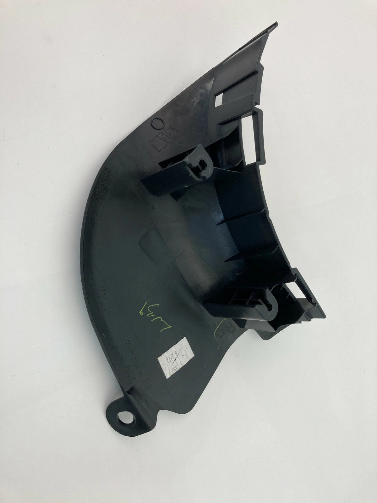 10-14 SUBARU OUTBACK RIGHT PASSENGER SIDE KICK TRIM PANEL DOOR SILL 94060AJ08A