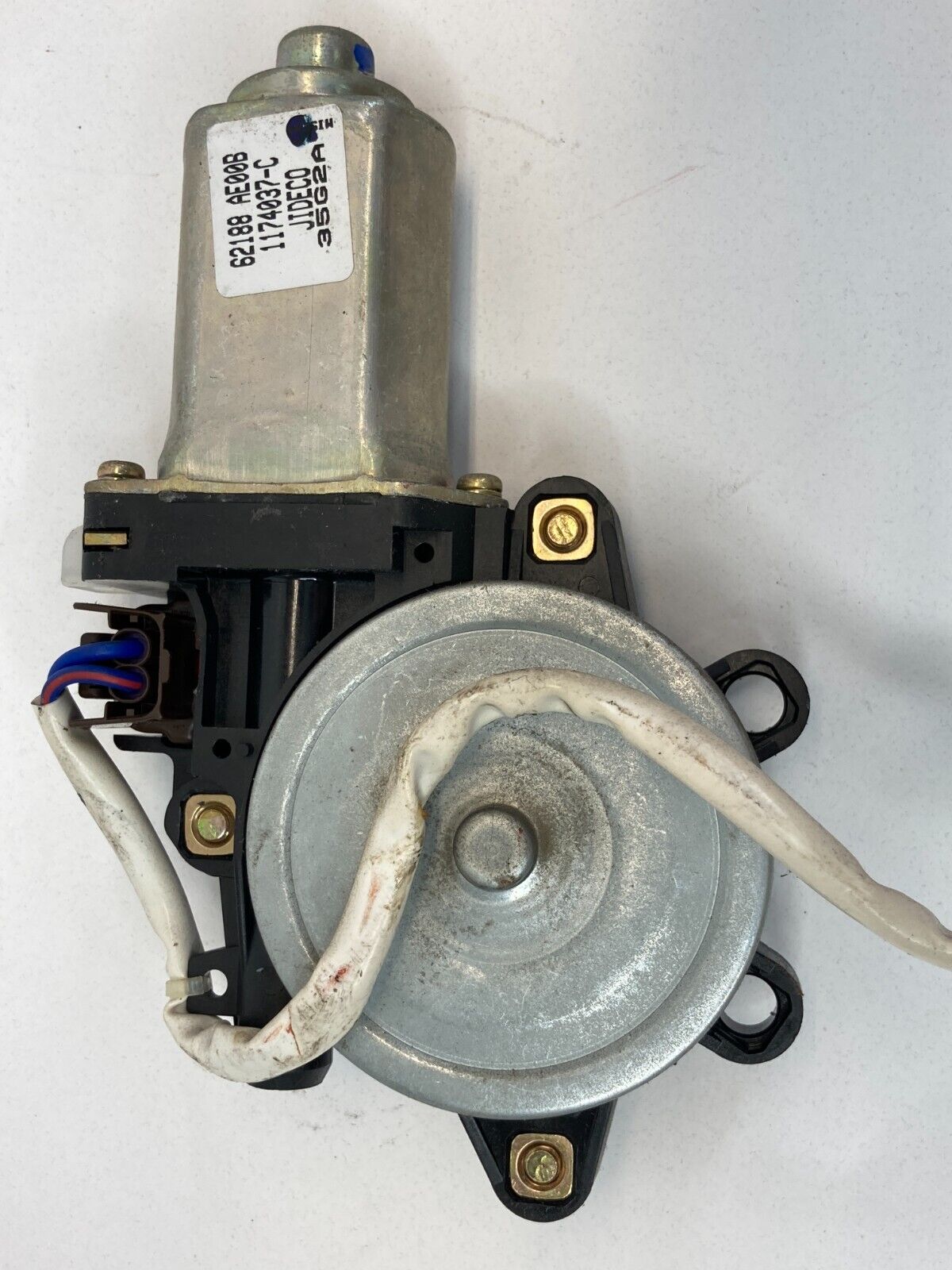 2000-2004 Subaru Outback Rear Right Back Door Power Window Motor 62188AE00B OEM