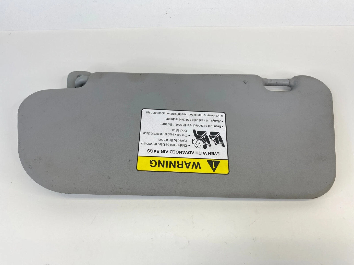 2004-2008 MAZDA 3 HATCHBACK W SUNROOF RIGHT PASSENGER SIDE SUNVISOR SUN VISOR