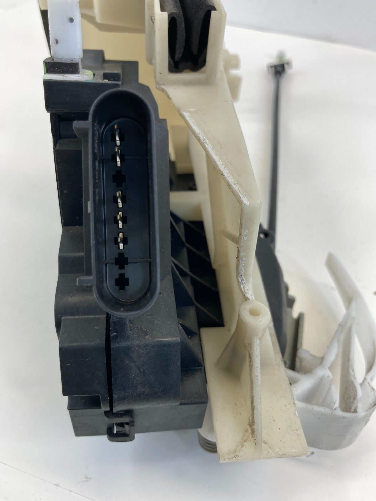 2013-2016 Ford C-Max Rear Left Side Door Lock Latch Actuator Release OEM