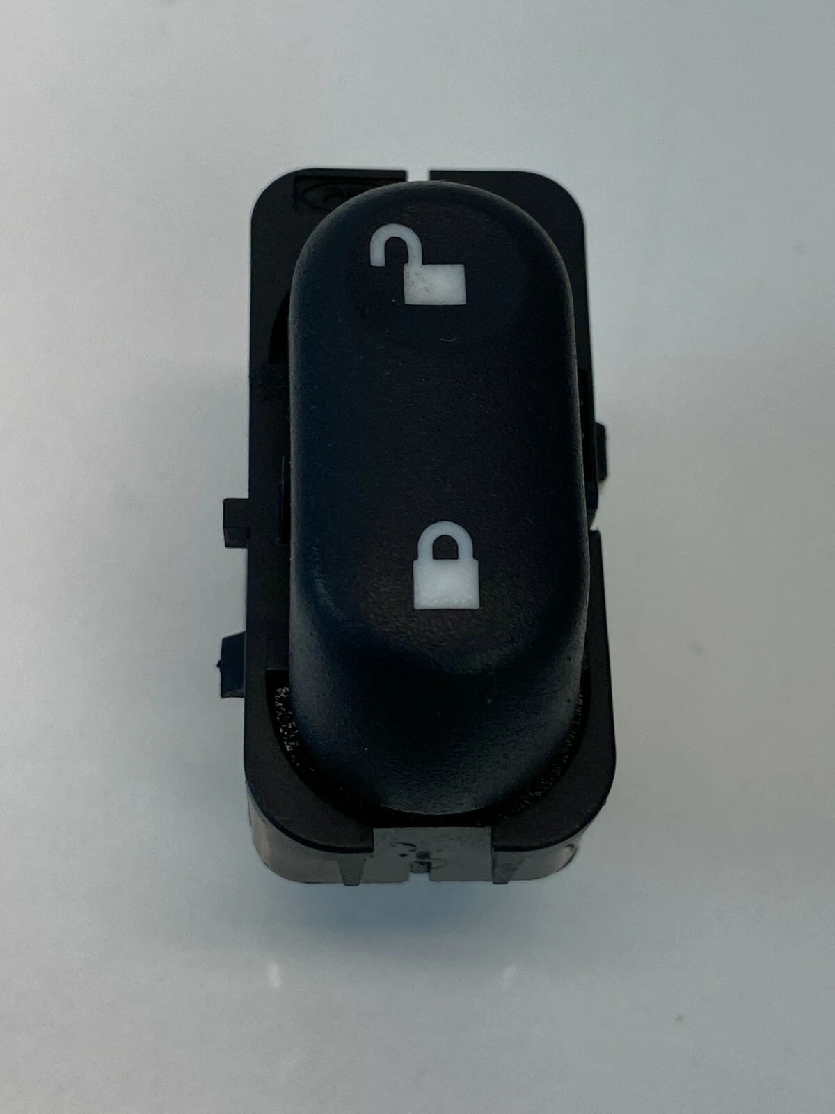 2005-2007 MERCURY MARINER FRONT RIGHT SIDE DOOR POWER LOCK CONTROL SWITCH BUTTON