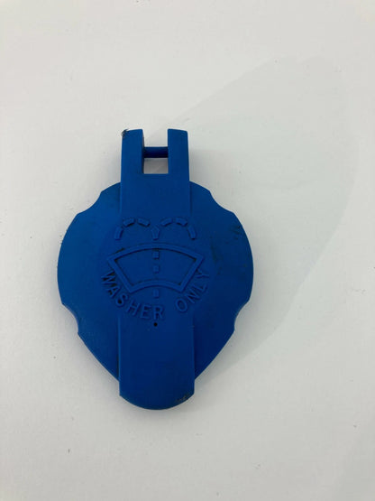 2008 08 HYUNDAI ENTOURAGE WINDSHIELD WIPER WASHER FLUID RESERVOIR TANK CAP TOP