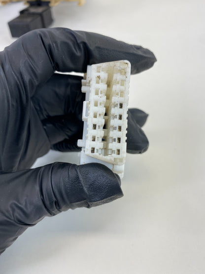 2008-2013 Nissan Rogue 2.5L A/T Dashboard Fuse Box Relay Junction Block OEM