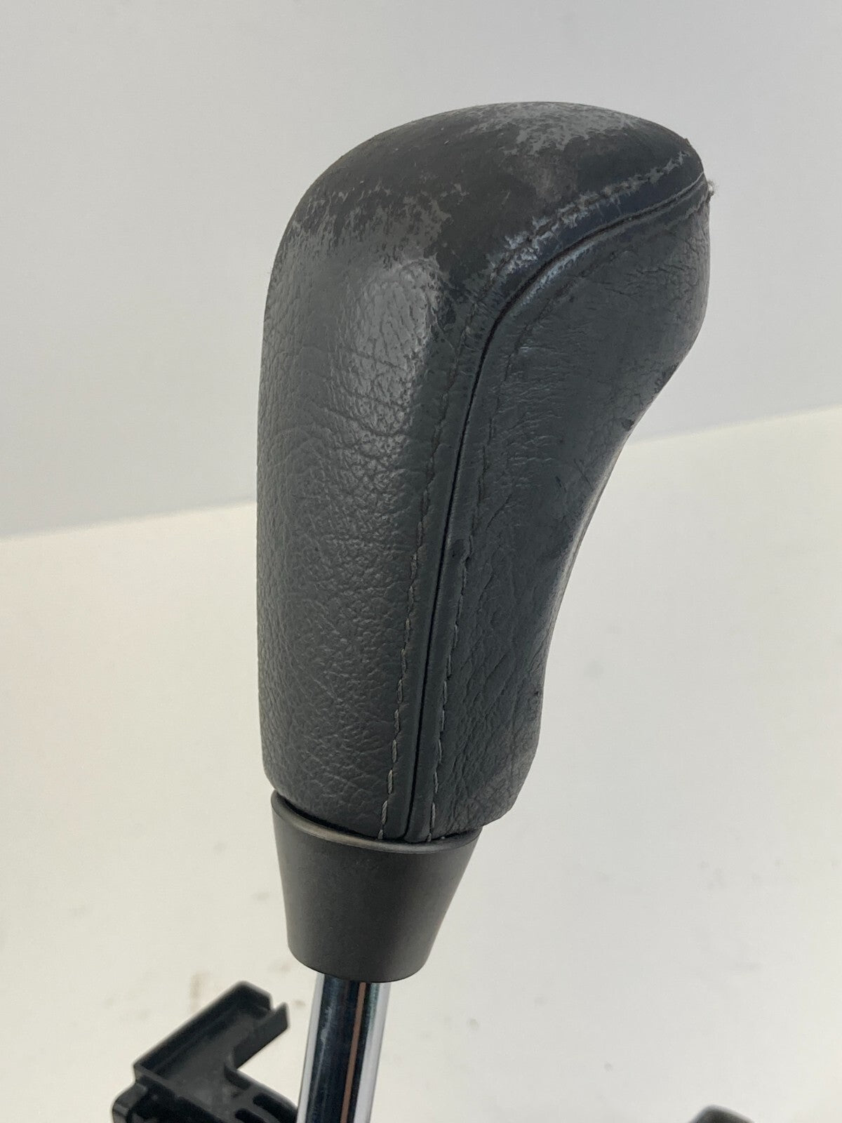 2005-2015 Nissan Armada Automatic Floor Shifter Gear Select Shifter Shift Lever