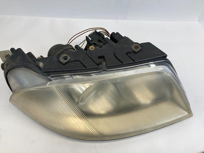 2001-2005 Volkswagen Passat Front Right Headlight Light Headlamp 3BO-941-016-AQ