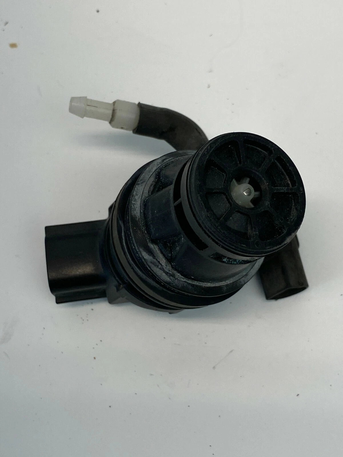 2004-2013 MAZDA 3 5 6 CX-7 WINDSHIELD WASHER FLUID MOTOR PUMP 860310-2451 OEM