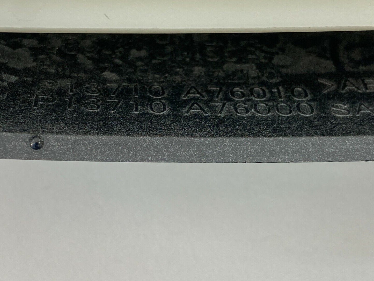 08-13 Nissan Rogue A/T Floor Center Console Shift Shifter Indicator Bezel Trim