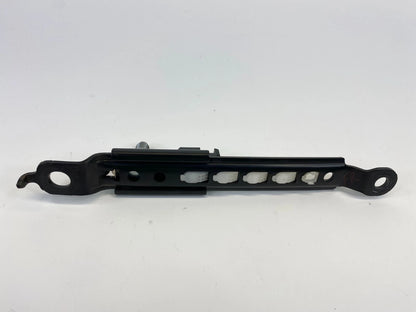 2007 2008 INFINITI G35 SEDAN FRONT RIGHT SIDE SEAT BELT ADJUSTER D526001 OEM