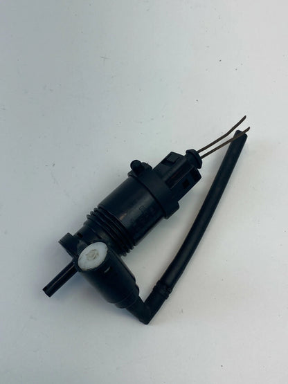 2007-2017 JEEP COMPASS 2.4L L4 WINDSHIELD WIPER WASHER PUMP 05152075AA OEM