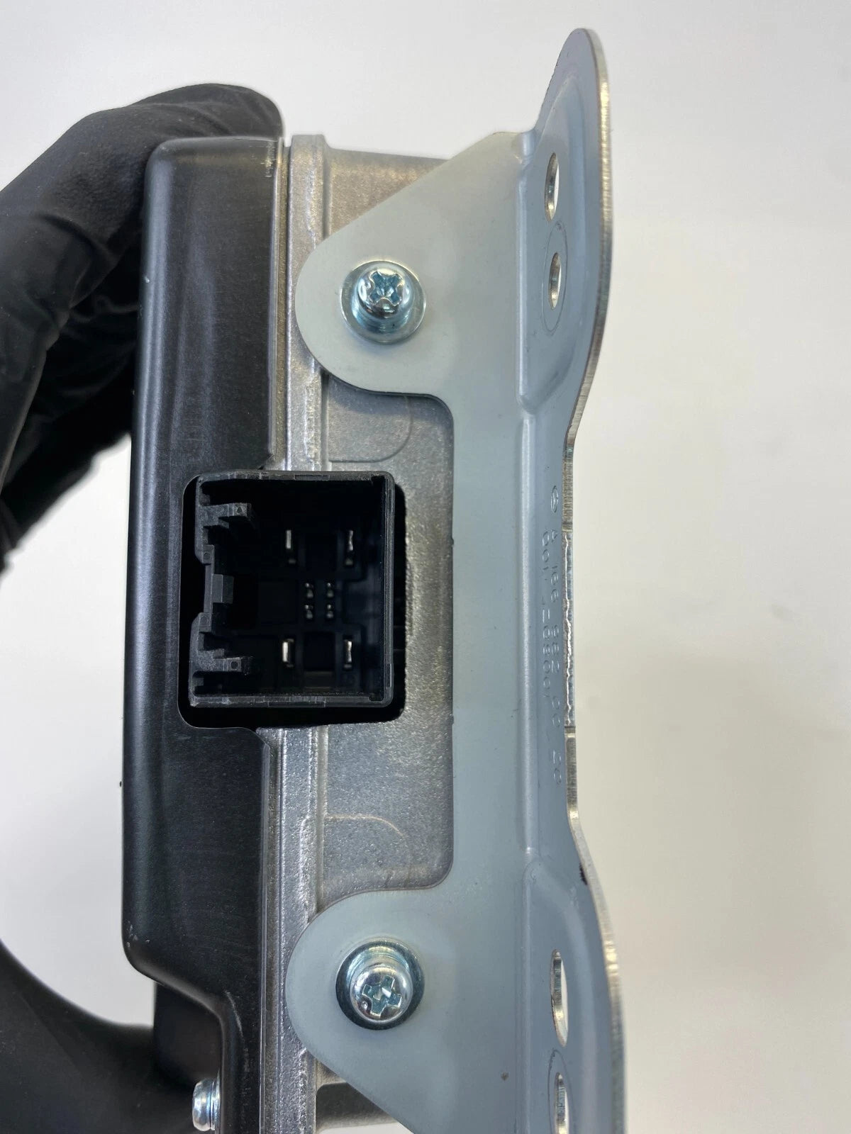 2012-2016 MERCEDES-BENZ E350 AC DC POWER INVERTER MODULE UNIT A1669820020 OEM