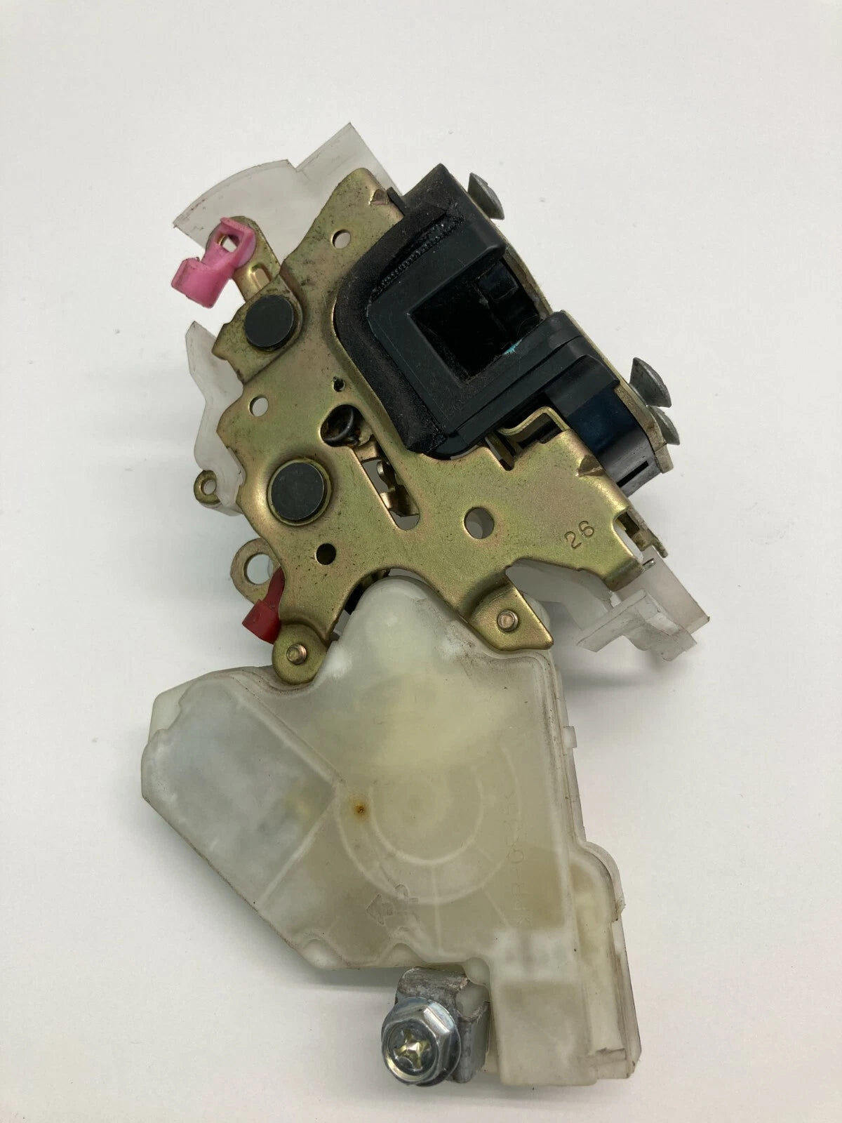 2002-2007 SUBARU IMPREZA SEDAN FRONT RIGHT DOOR LOCK LATCH RELEASE 61100FE000
