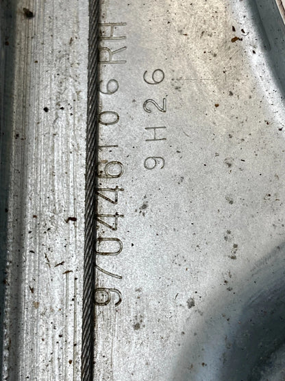 2007-2012 GMC ACADIA REAR RIGHT PASSENGER WINDOW MOTOR REGULATOR 970446106 OEM