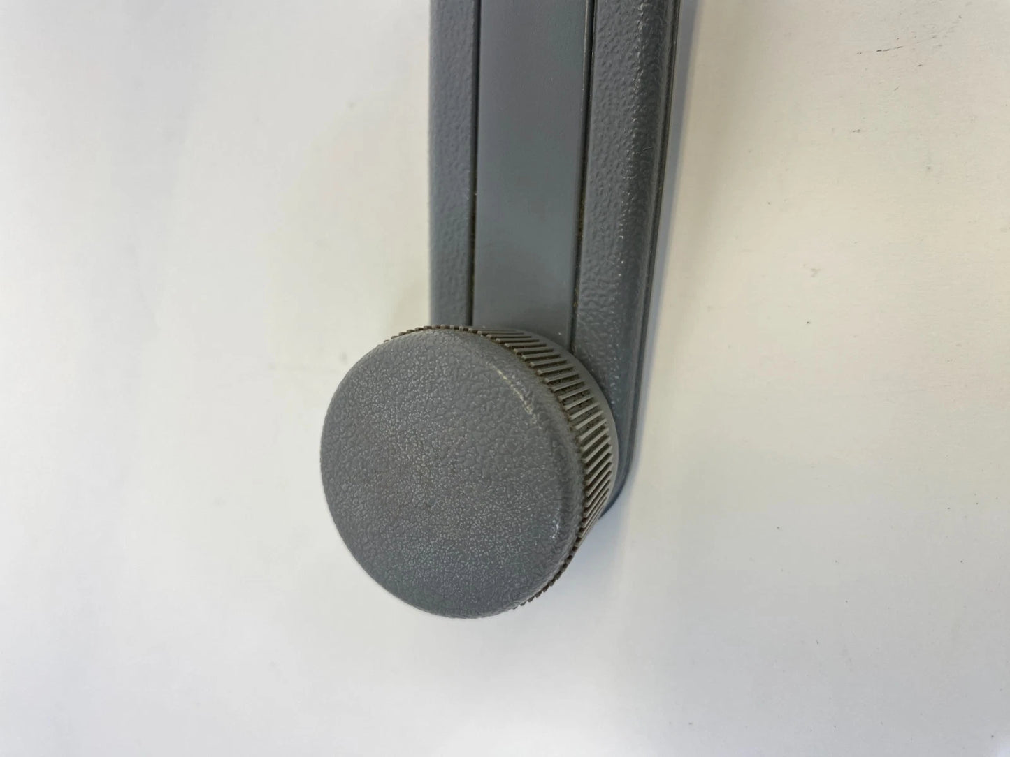 05-14 TOYOTA TACOMA FRONT LEFT INTERIOR DOOR WINDOW REGULATOR CRANK HANDLE OEM