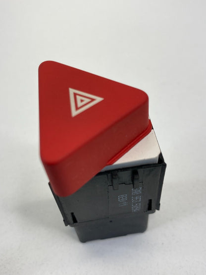 09-11 Volkswagen Tiguan Dash Emergency Hazard Light Warning Switch 5M0953509A