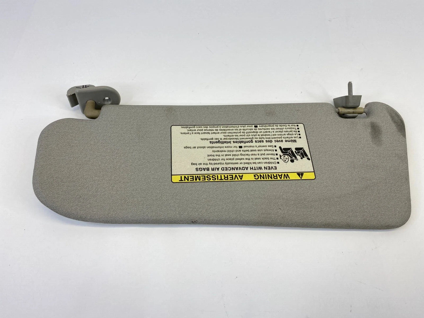 2007-2011 CHEVY AVEO AVEO5 FR RH PASSENGER SIDE SUNVISOR SUN VISOR W/ CLIPS OEM