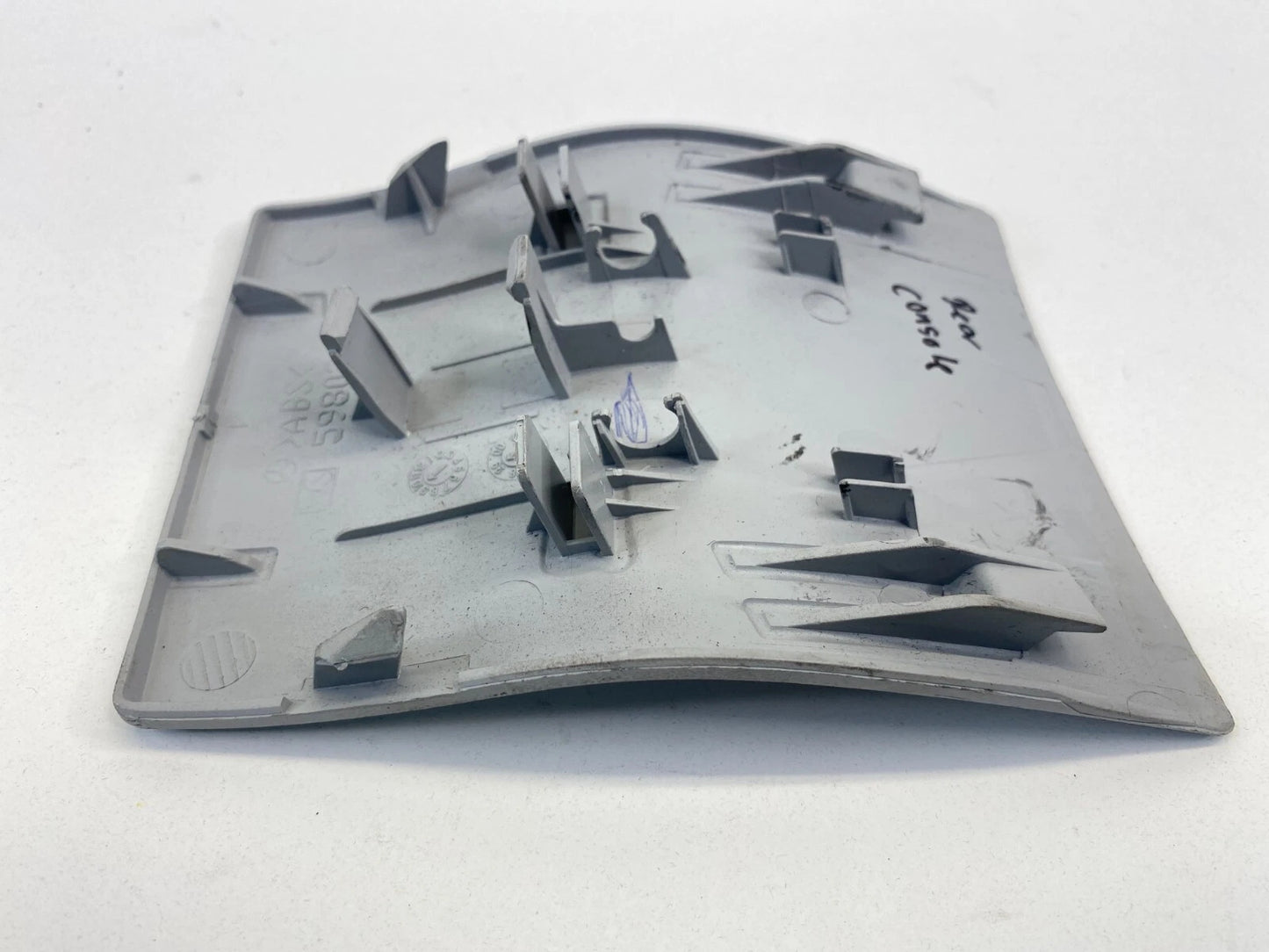 2000-2002 MERCEDES-BENZ S500 REAR LOWER CENTER CONSOLE COVER BEZEL TRIM 598039