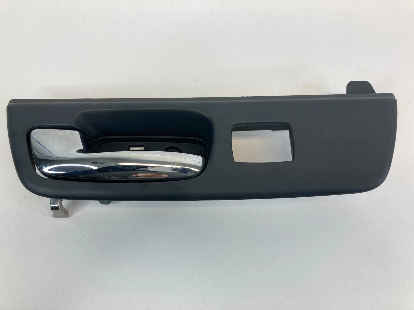 2006-2011 CADILLAC DTS REAR LEFT DRIVER SIDE INNER DOOR HANDLE BEZEL OEM