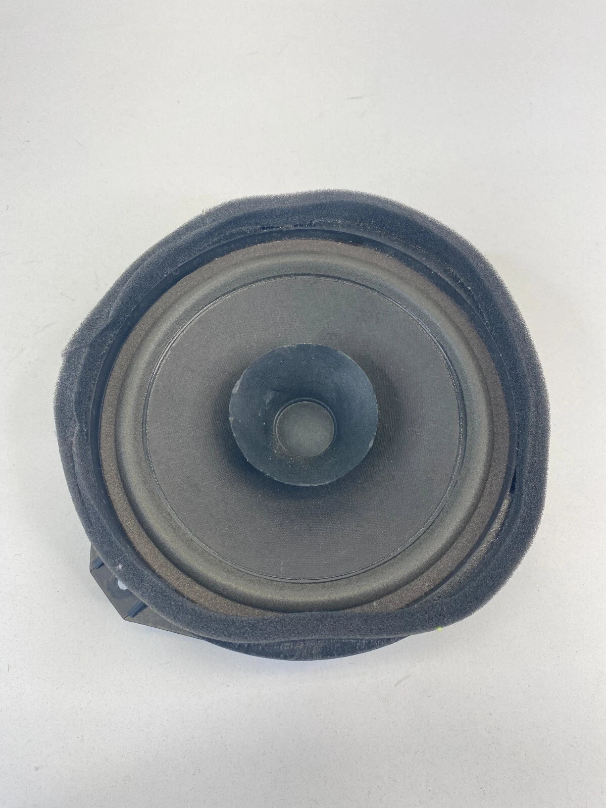 2010-2017 CHEVROLET EQUINOX REAR RIGHT SIDE DOOR AUDIO SPEAKER 23446920 OEM
