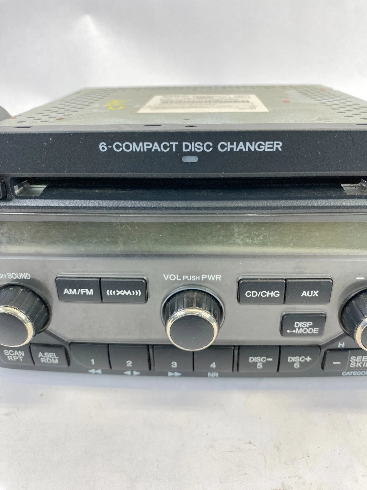 2006-2008 HONDA PILOT AM/FM 6 DISC CD RADIO RECEIVER 39100-S9V-A600 OEM
