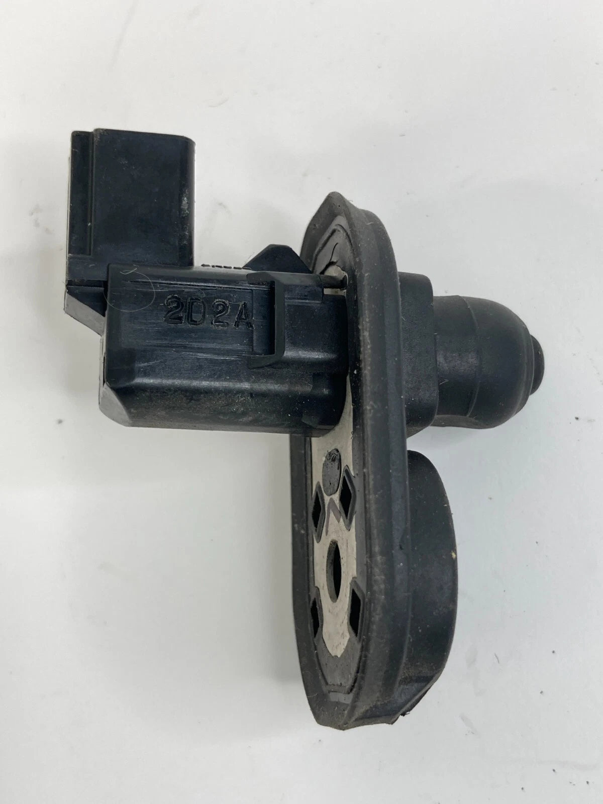 2003 04 05 06 07 08 09 10 2011 HONDA ELEMENT DOOR JAMB AJAR LIGHT SWITCH OEM