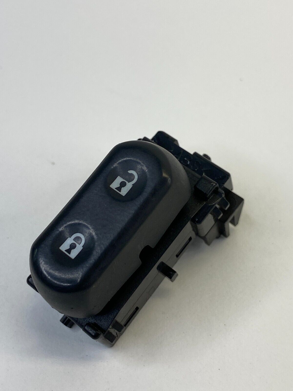 2004-2006 Cadillac SRX SUV 04-07 CTS Front Left Driver Lock Control Switch OEM