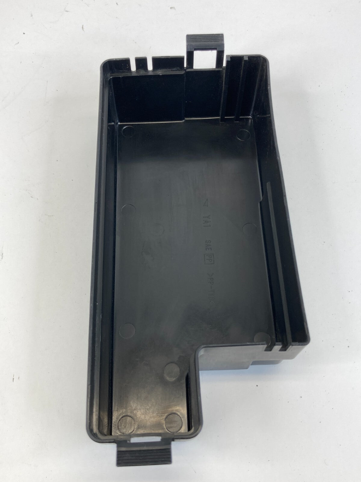 2001-2004 Nissan Pathfinder 3.5L A/T Under Hood Fuse Relay Box Cover Cap OEM