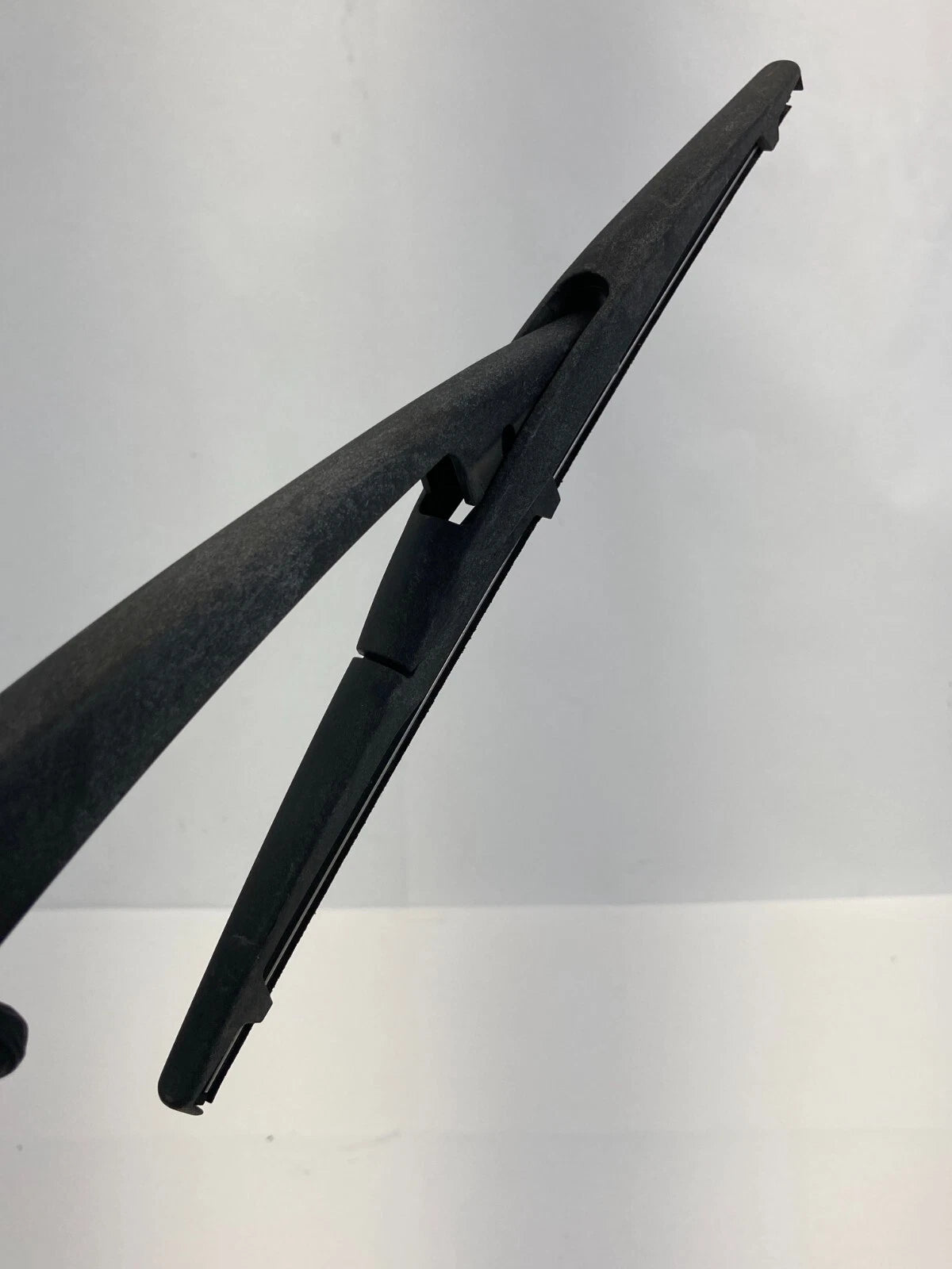 2007-2013 SUZUKI SX4 HATCHBACK REAR BACK HATCH WIPER ARM OEM