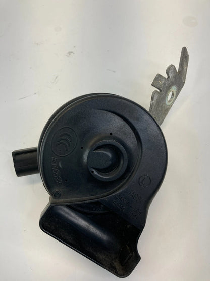 2009-2017 VOLKSWAGEN TIGUAN ALARM LOW NOTE HORN ASSEMBLY E3-0055307 OEM