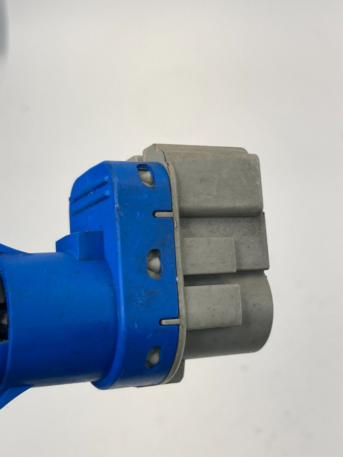 09-23 Ford Escape 10-20 Fusion Brake Pedal Stop Light Lamp Switch 8T4T-96854-AA